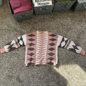 Women’s western sweater, hardly warn, Aztec pattern
